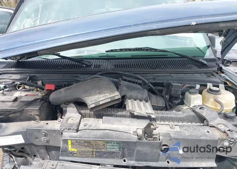 2006 Ford E-350 Super Duty Xl/Xlt from USA, damaged, VIN 1FBSS31L76DA27800